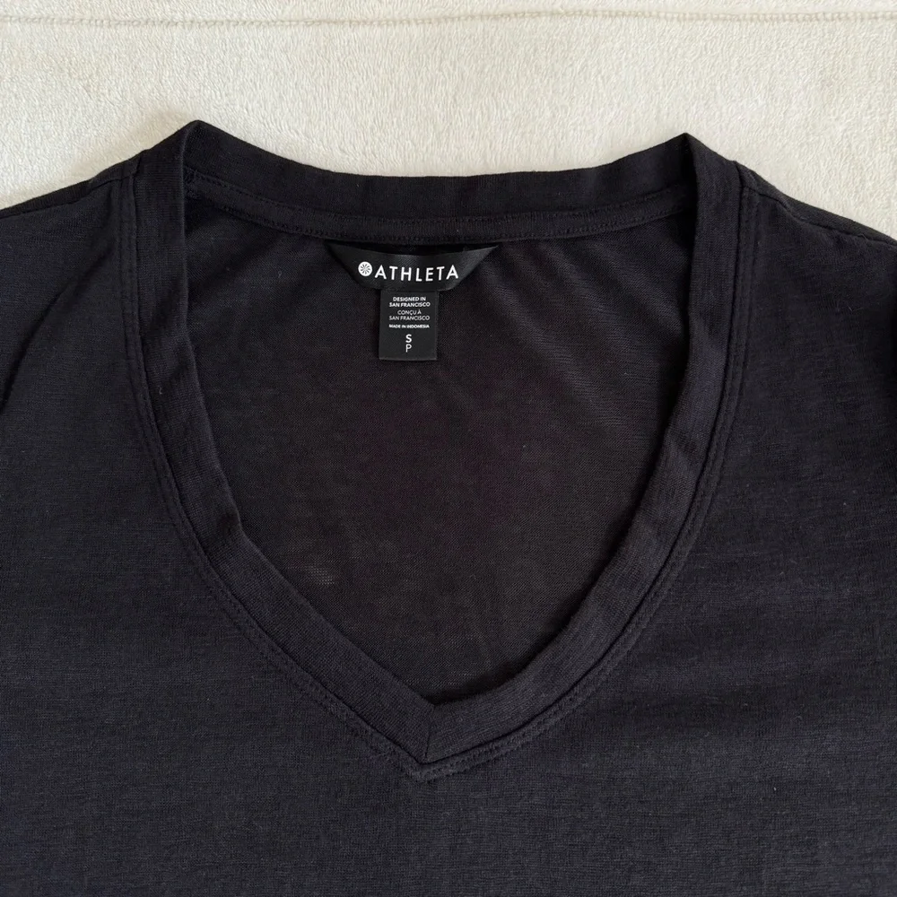Athleta Tee - Picture 3 of 6